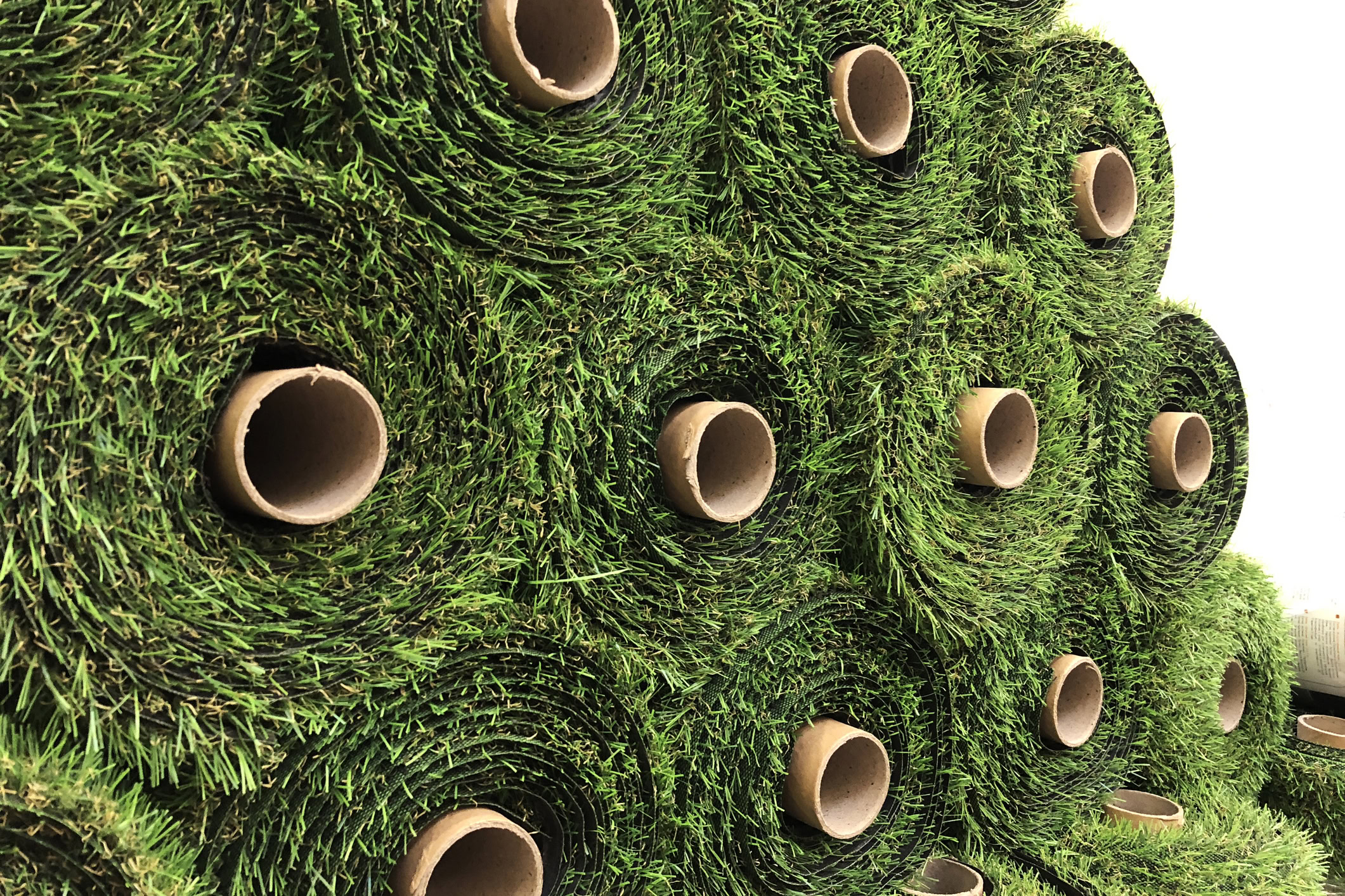 How Wholesale Synthetic Turf Elevates Any Colorado Property